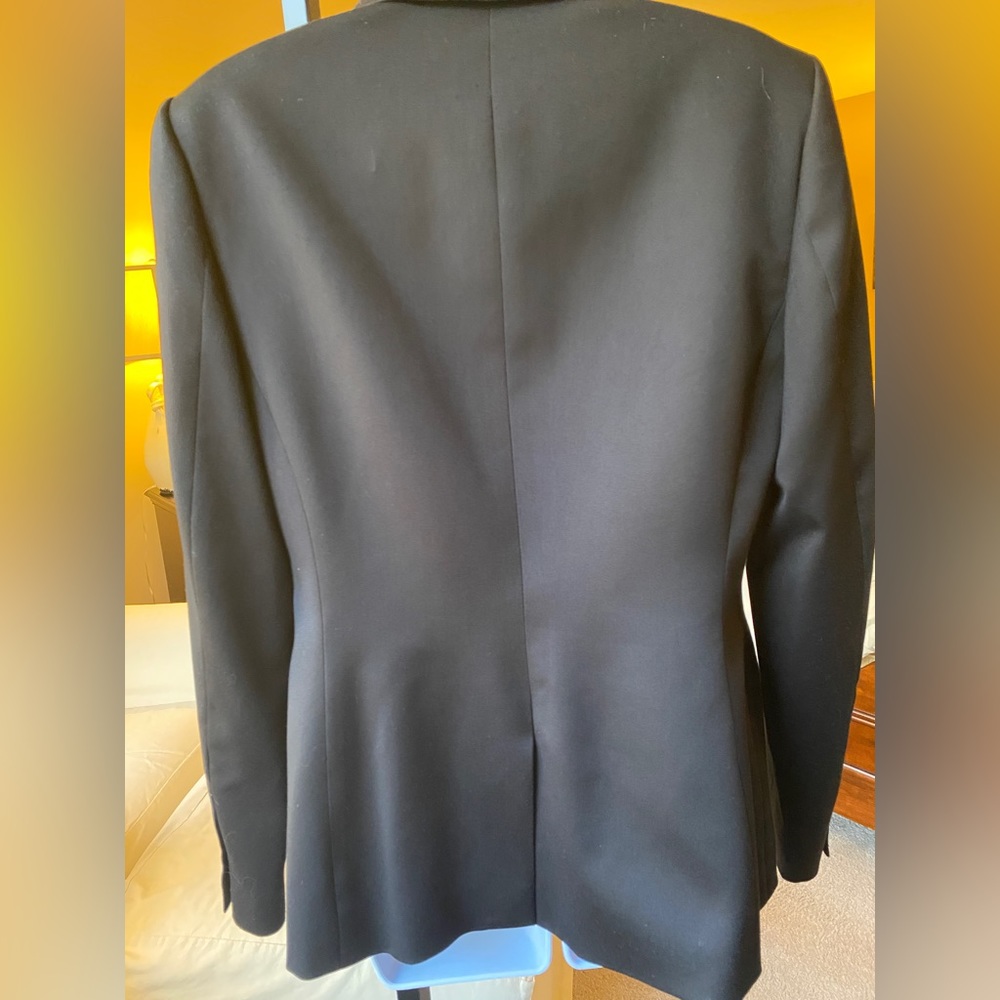 Anne Klein modern black one button blazer. Size 10 - Picture 2 of 7